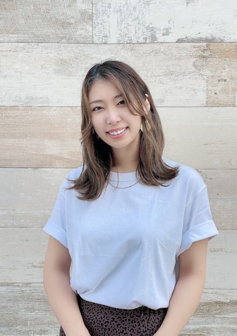 天野栞里